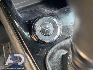 Nissan Pulsar Pulsar (C13), Hatchback, 2013 1.2 DIG-T 16V picture 13