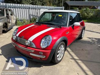 Uttjänta bilar auto Mini Cooper Mini (R50/53), Hatchback, 2001 / 2007 1.6 16V Cooper 2003/11