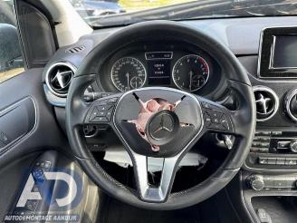 Mercedes B-klasse B (W246), Hatchback, 2011 / 2018 1.6 B-180 BlueEFFICIENCY Turbo 16V picture 13