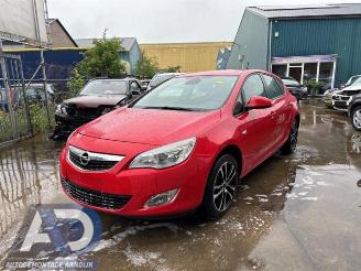 Autoverwertung Opel Astra Astra J (PC6/PD6/PE6/PF6), Hatchback 5-drs, 2009 / 2015 1.6 16V Ecotec 2011