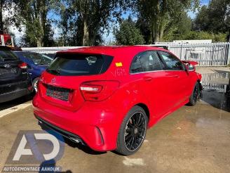 demontáž osobní automobily Mercedes A-klasse A (W176), Hatchback, 2012 / 2018 1.6 A-180 16V 2015/7