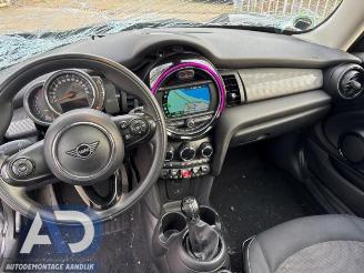 Mini Cooper Mini (F56), Hatchback 3-drs, 2013 1.5 12V Cooper picture 13