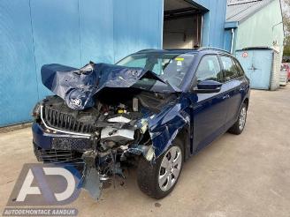 Vrakbiler auto Skoda Fabia Fabia III Combi (NJ5), Combi 5-drs, 2014 / 2022 1.0 12V Greentech 2016/9