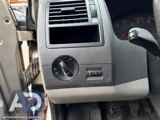 Volkswagen Transporter Multivan T5 (7E/7HC/7HF/7HM), MPV, 2003 / 2015 2.5 TDi picture 14