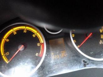 Opel Corsa 1.3 CDTI A13DTC picture 21