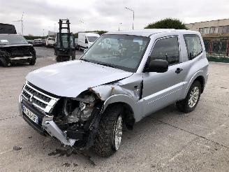 Mitsubishi Pajero 3.2  DI-D picture 2