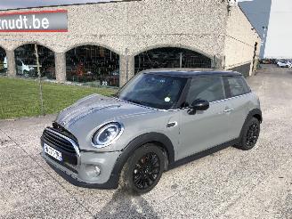 Auto incidentate Mini Cooper 1.5 D   AUTOMATIQUE 2020/1