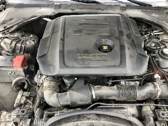 Jaguar XF 2.0 D picture 10