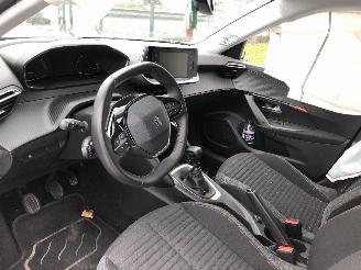 Peugeot 2008 1.2   ACTIVE PACK picture 5