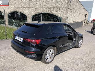 Voiture accidenté Audi A3 1.5 AUTOMATIQUE 2022/2