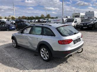 Unfallwagen Audi A4 allroad 2.0 TDI 2010/10
