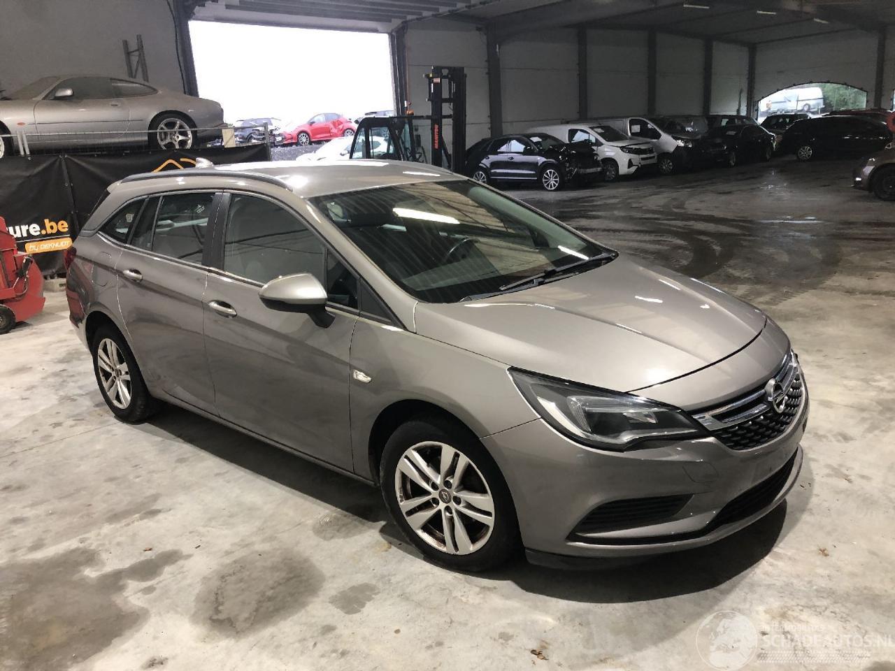 Opel Astra EDITION 1.6 CDTI
