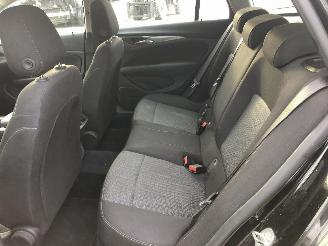 Opel Insignia SPORTS TOURER 1.6 D picture 11