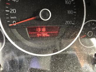 Volkswagen Up! 1.0 picture 11