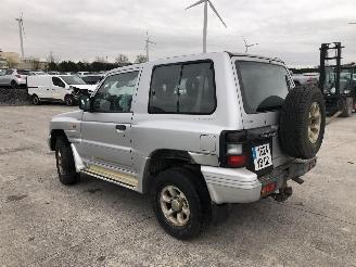 Mitsubishi Pajero  picture 3