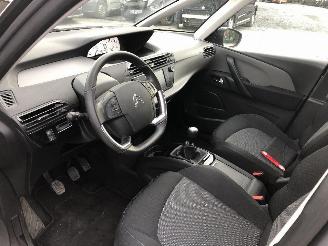 Citroën C4-picasso 1.2 picture 5