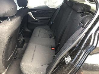 BMW 1-serie 116 I picture 10