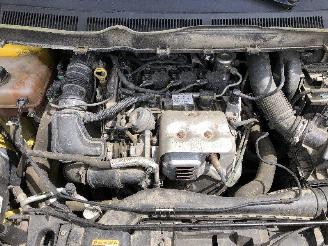 Ford Tourneo Courier 1.0 TREND picture 19
