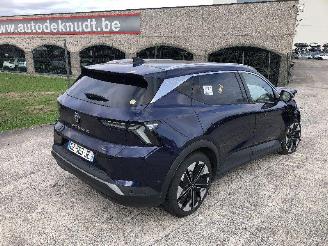 Voiture accidenté Renault Scenic e TECH 2024/9