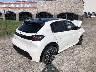 Coche accidentado Peugeot 208 GT  1.2 2021/10