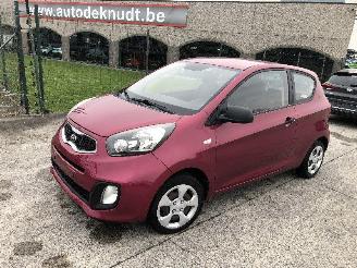 Unfallwagen Kia Picanto 1.0 