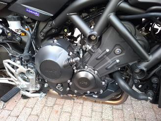 Yamaha  mxt 850 niken picture 3