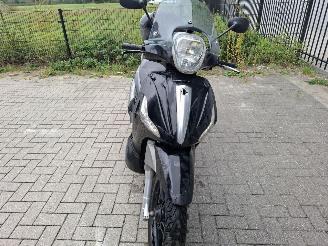 Piaggio Beverly 350  picture 6