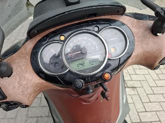Piaggio Beverly 350  picture 11
