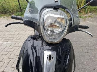 Piaggio Beverly 350  picture 4