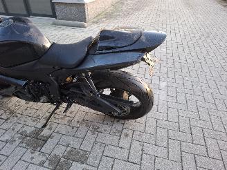 Suzuki GSX-R750  picture 16