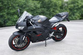 krockskadad bil motor Honda CBR 600 cbr600rr 2010/1