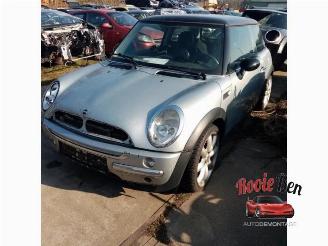 Sloopauto Mini One Mini One/Cooper (R50), Hatchback, 2001 / 2007 1.4 D One 2004/2