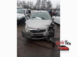 Vrakbiler auto Opel Agila Agila (B), MPV, 2008 / 2014 1.0 12V 2012/2