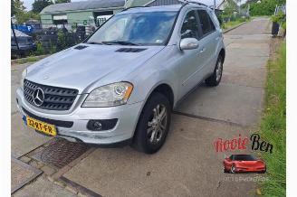 Sloopauto Mercedes ML ML II (164/4JG), SUV, 2005 / 2011 3.5 350 4-Matic V6 24V 2005/6