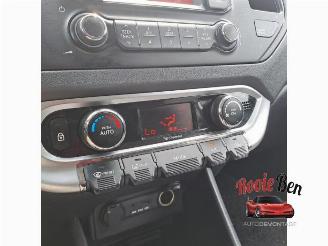 Kia Rio Rio III (UB), Hatchback, 2011 / 2017 1.2 CVVT 16V picture 12