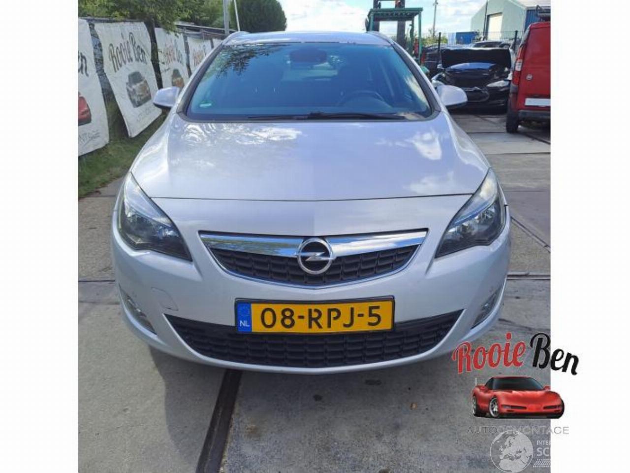 Opel Astra Astra J Sports Tourer (PD8/PE8/PF8), Combi, 2010 / 2015 1.4 Turbo 16V