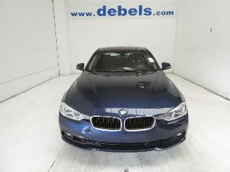 Schadeauto BMW 3-serie I 2018/10