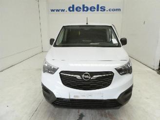 skadebil auto Opel Combo E CARGO 2023/5