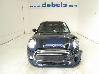 krockskadad bil auto Mini Cooper 1.5D COOPER D 2015/9