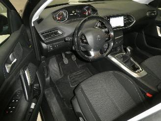 Peugeot 308 II STYLE picture 15