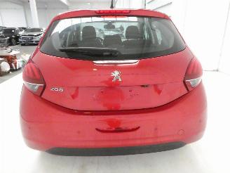 Peugeot 208 ALLURE picture 9