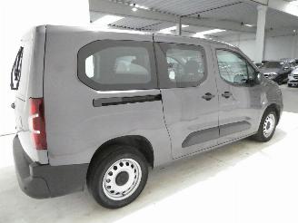 Peugeot Partner 1.5D CREW CAB picture 14