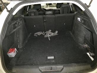 Peugeot 308 1.5D III ALLURE picture 15