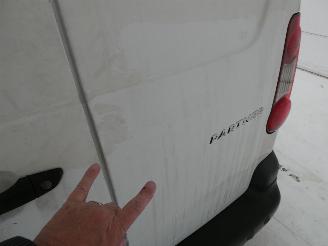 Peugeot Partner 1.6D  PREMIUM picture 8