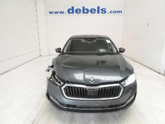 Voiture accidenté Skoda Octavia AMBITION 2020/12