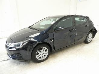 Opel Astra 1.6D picture 3