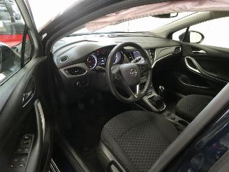 Opel Astra 1.6D picture 14