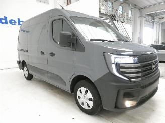 Nissan Interstar 2.0D  TEKNA picture 13