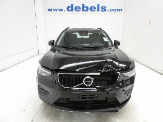 krockskadad bil auto Volvo XC40 T2 AUTOMATIC 2024/1