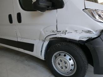 Opel Movano 2.2D picture 13